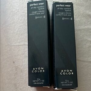 Avon Perfect Wear Lipstick Set